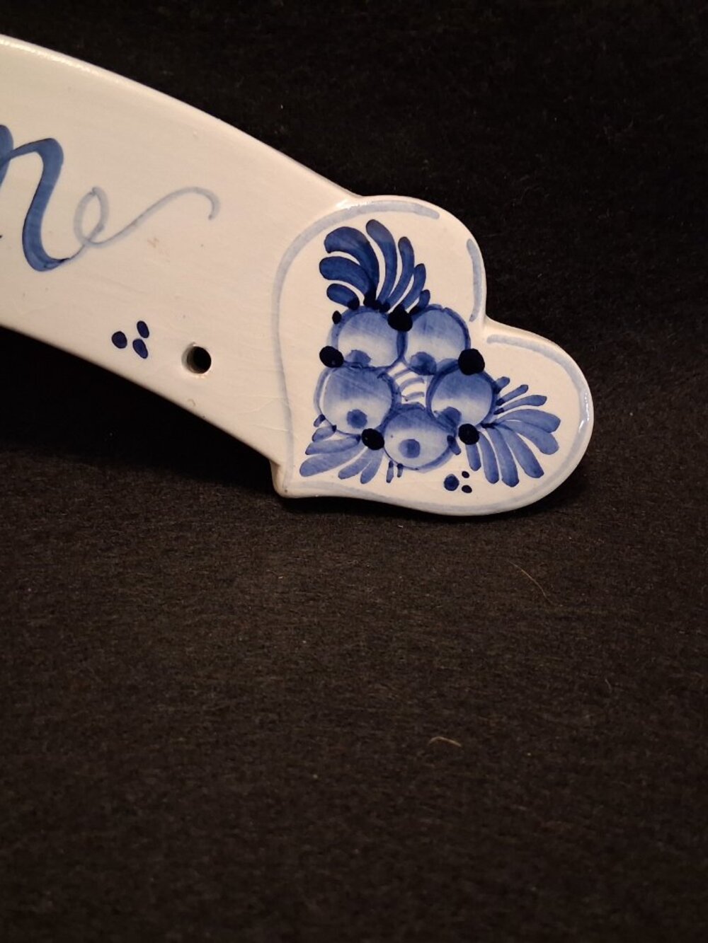 Vintage (1970s-80s) Delft Blue Handpainted “Welkom” Floral Wall Plaque - Holland - Picture 8 of 8